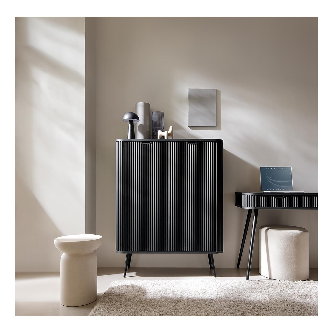 ZOVA black